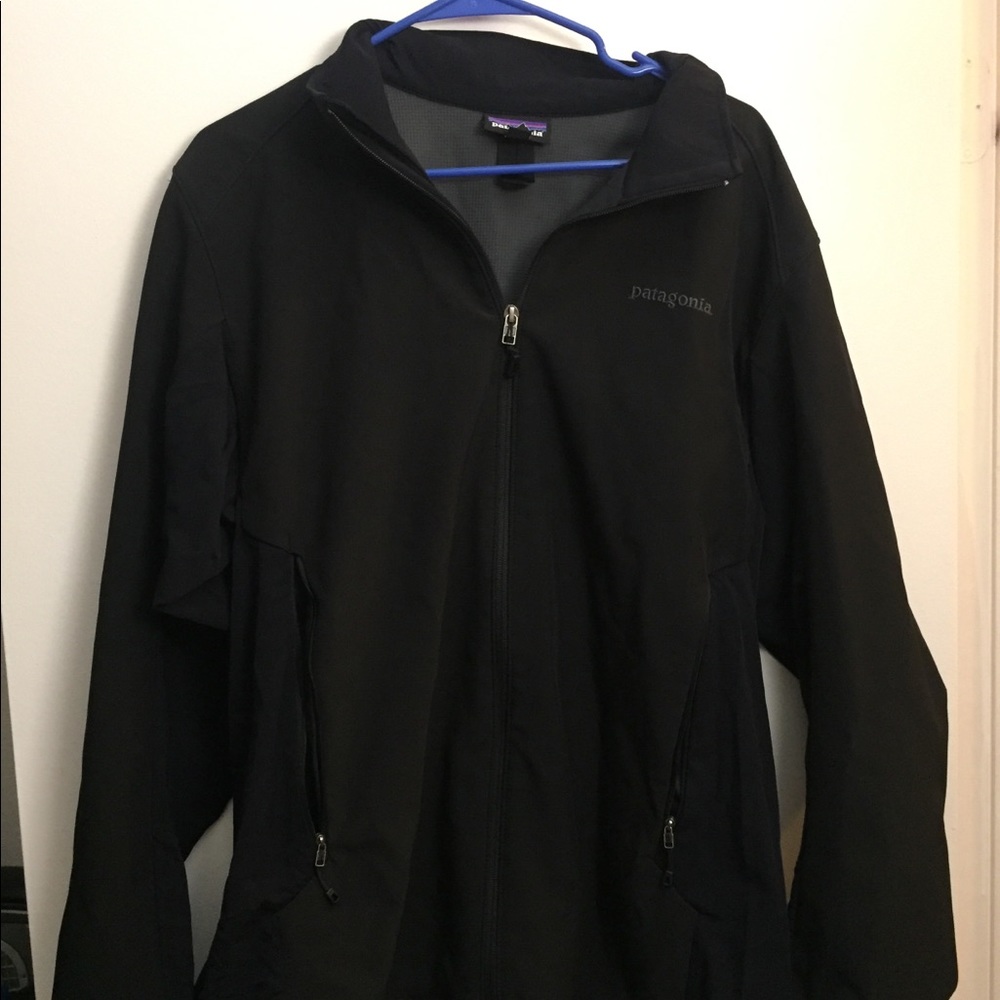Patagonia black men’s polartec windblock jacket XL